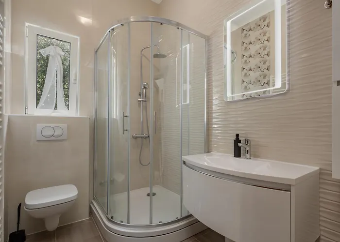 Seafront Mira Gabric Apartman