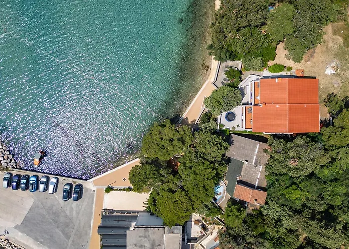 Seafront Mira Gabric Apartman *