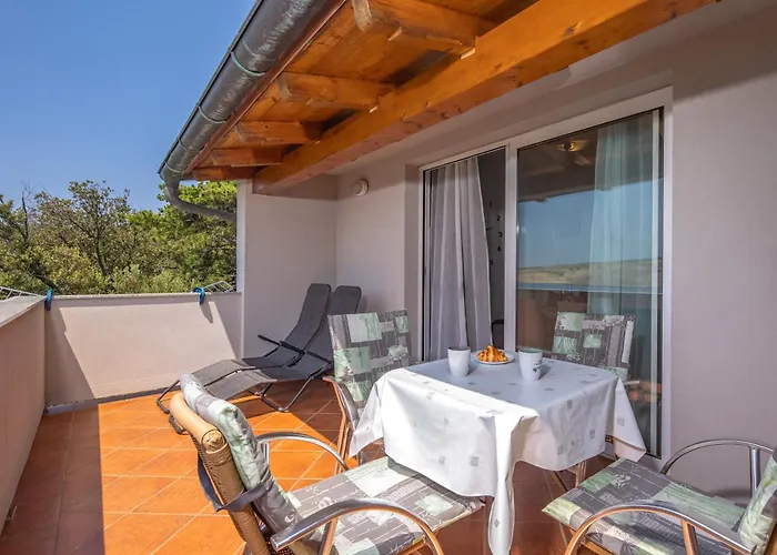 Seafront Mira Gabric Apartman *