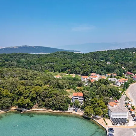 Seafront Mira Gabric Апартаменты