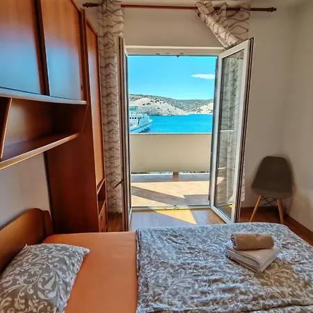 Seafront Mira Gabric Апартаменты
