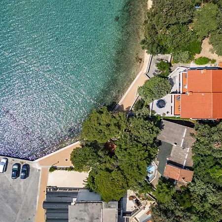 Seafront Mira Gabric Appartement *