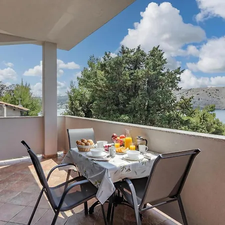 Seafront Mira Gabric Διαμέρισμα Lopar